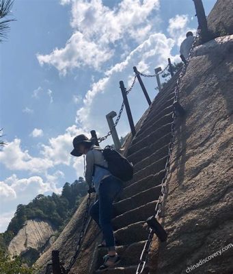  華山・雄大な景色とスリル満点の登山体験！