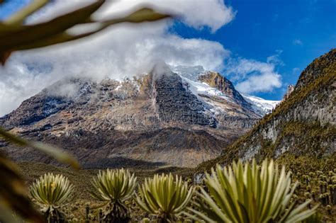  ネバド・デル・トイ（Nevado del Ruiz）！コロンビアの壮大な雪山でスリルを味わおう！